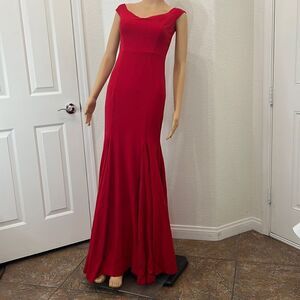 Windsor Red Formal Dress With Train V Neck Sleeveless Maxi Slimming